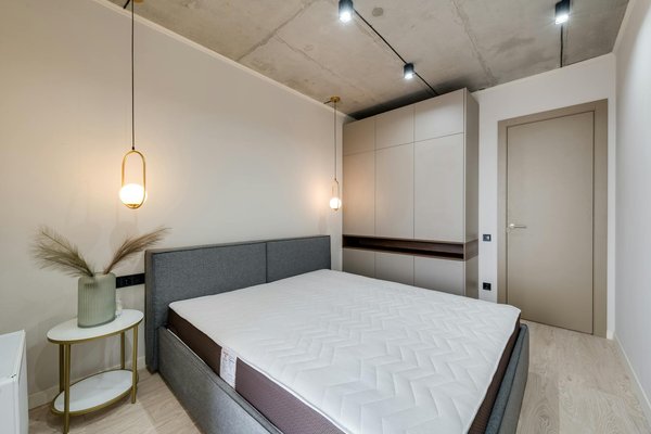 Trouvez l'enrouleur de tuyau d'arrosage idéal pour votre jardin